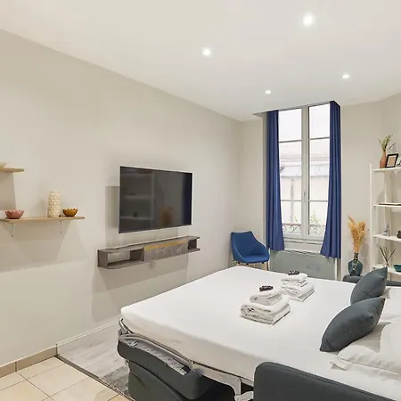 Spacious Sacre Coeur Montmartre Apartamento *